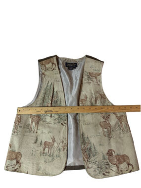 Vintage Marshall Field’s Country Shop Pig Suede Deer Ram Wool Vest Small
